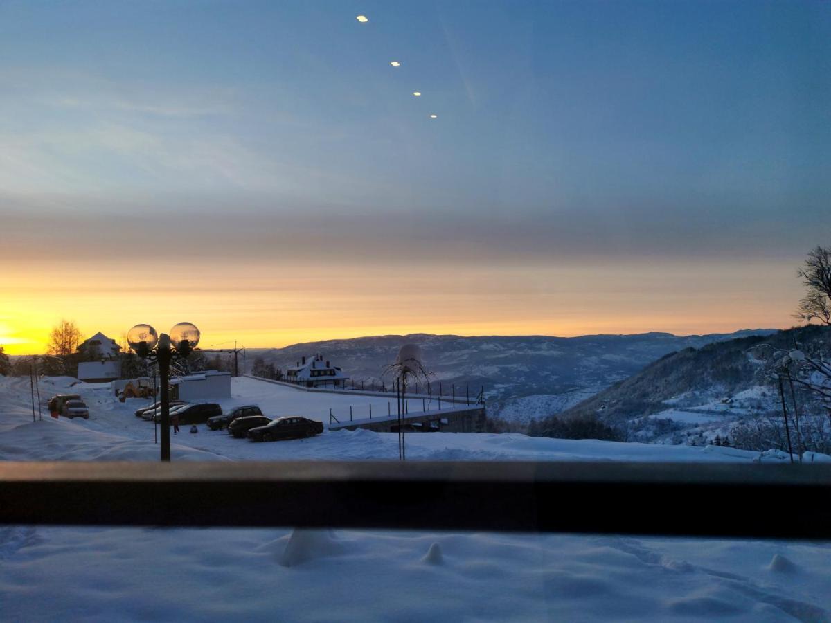 Golden Sky - Milmari Resort & Spa Kopaonik Exteriér fotografie